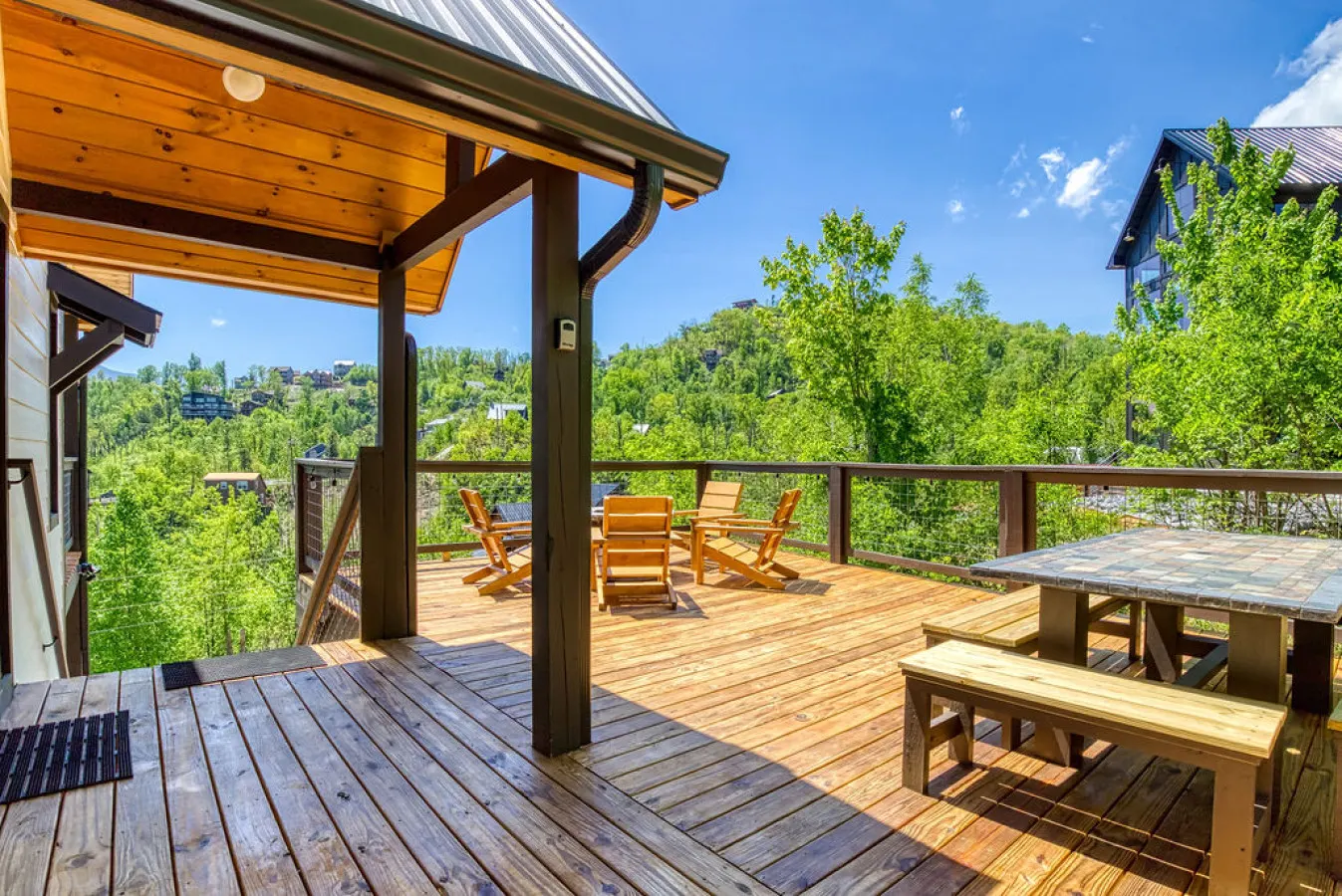 Brand New Cabin w/ Mountain Views & Karaoke 8