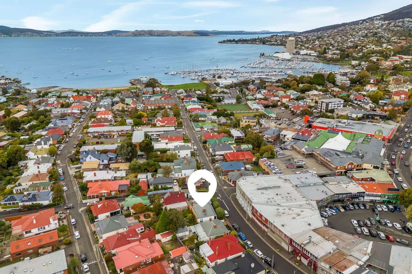 Modern Home in Heart of Sandy Bay 4