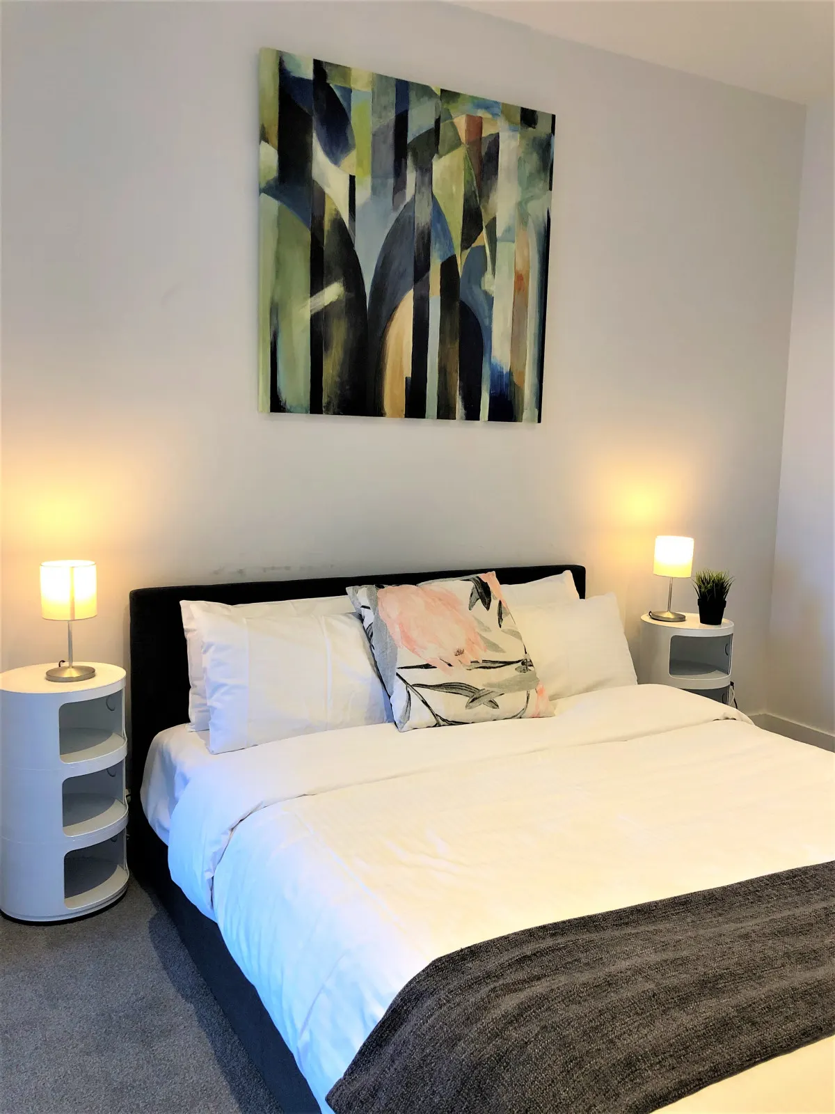 ReadySet Apartments on Rose Lane - 3 Bedroom Apartment - RL1 13