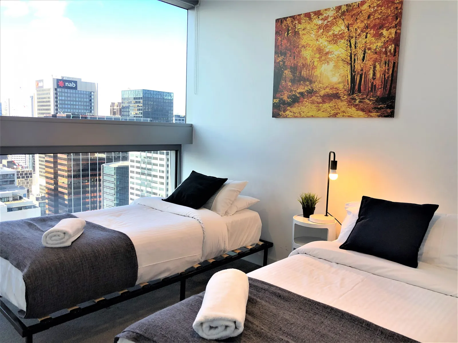 ReadySet Apartments on Rose Lane - 3 Bedroom Apartment - RL1 15