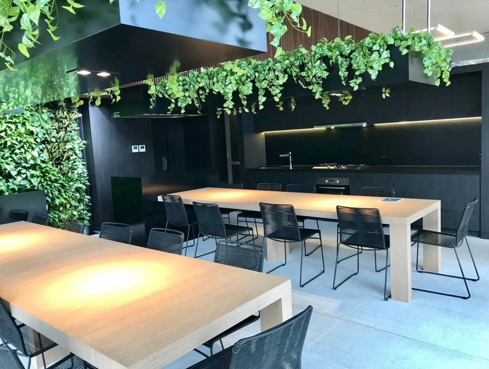 ReadySet Apartments on Rose Lane - 3 Bedroom Apartment - RL1 18