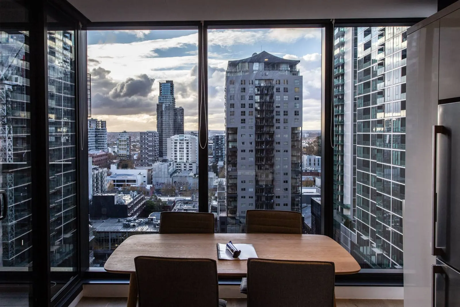 ReadySet Apartments on Rose Lane - 3 Bedroom Apartment - RL1 20