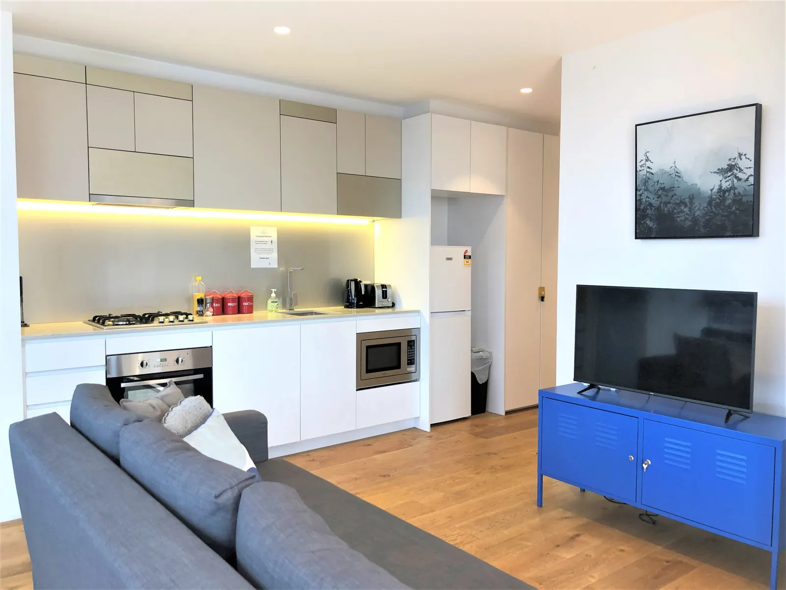 ReadySet Apartments on Rose Lane - 3 Bedroom Apartment - RL1 6