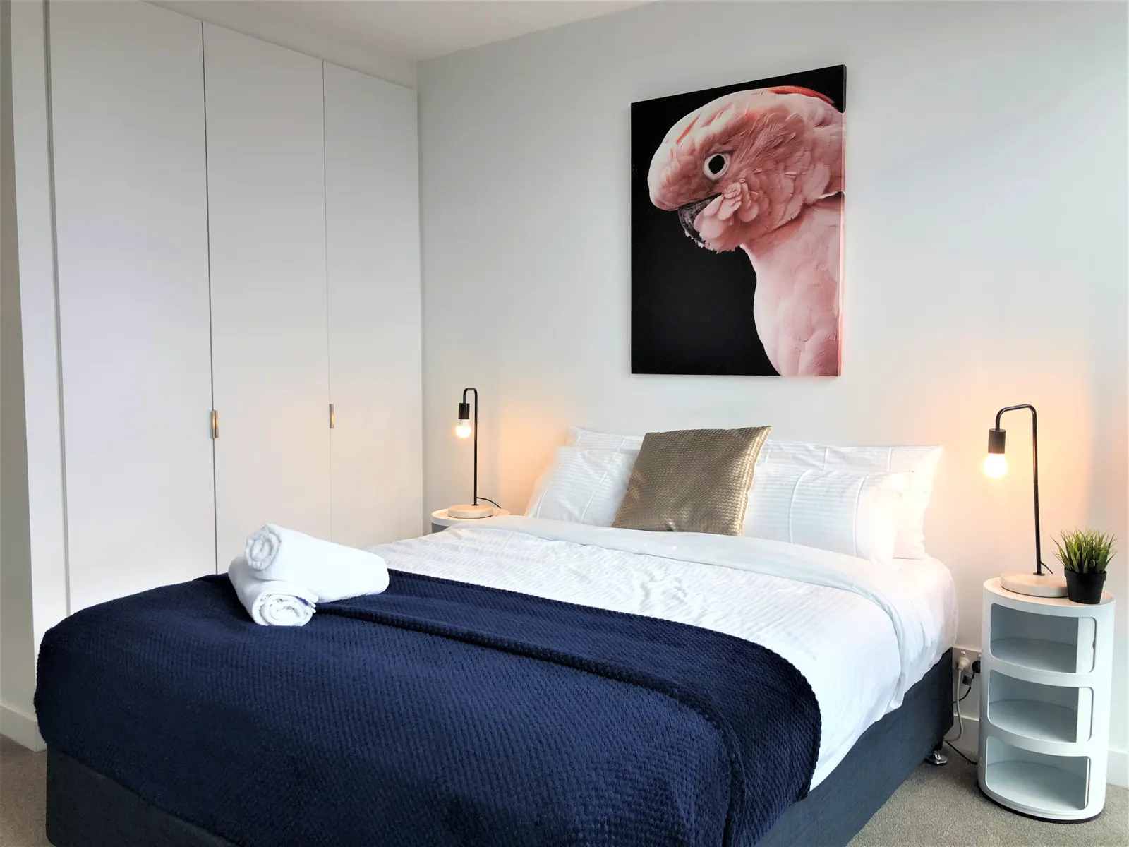 ReadySet Apartments on Rose Lane - 3 Bedroom Apartment - RL1 7