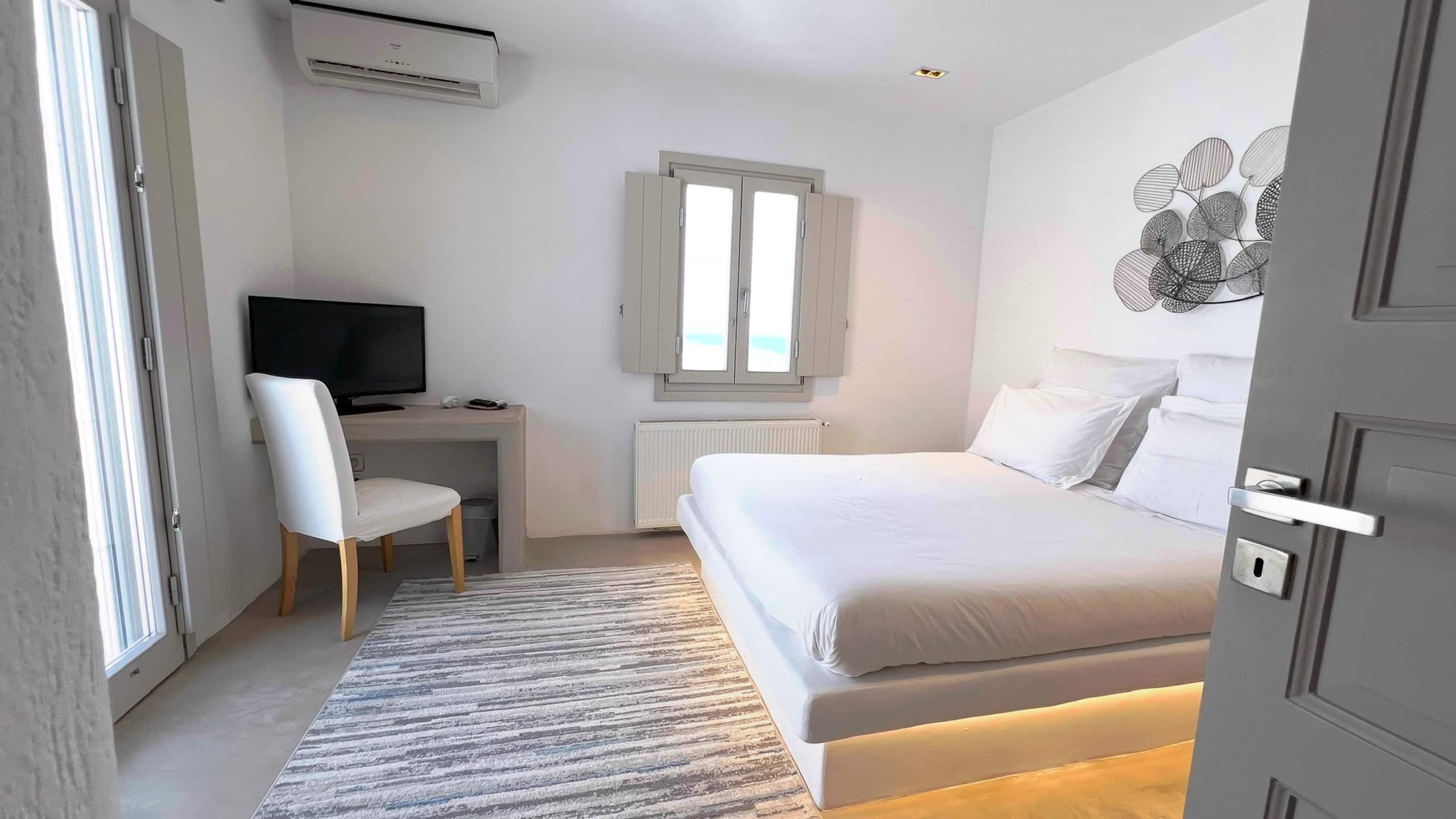 Psarou Summer Villa in Mykonos 20