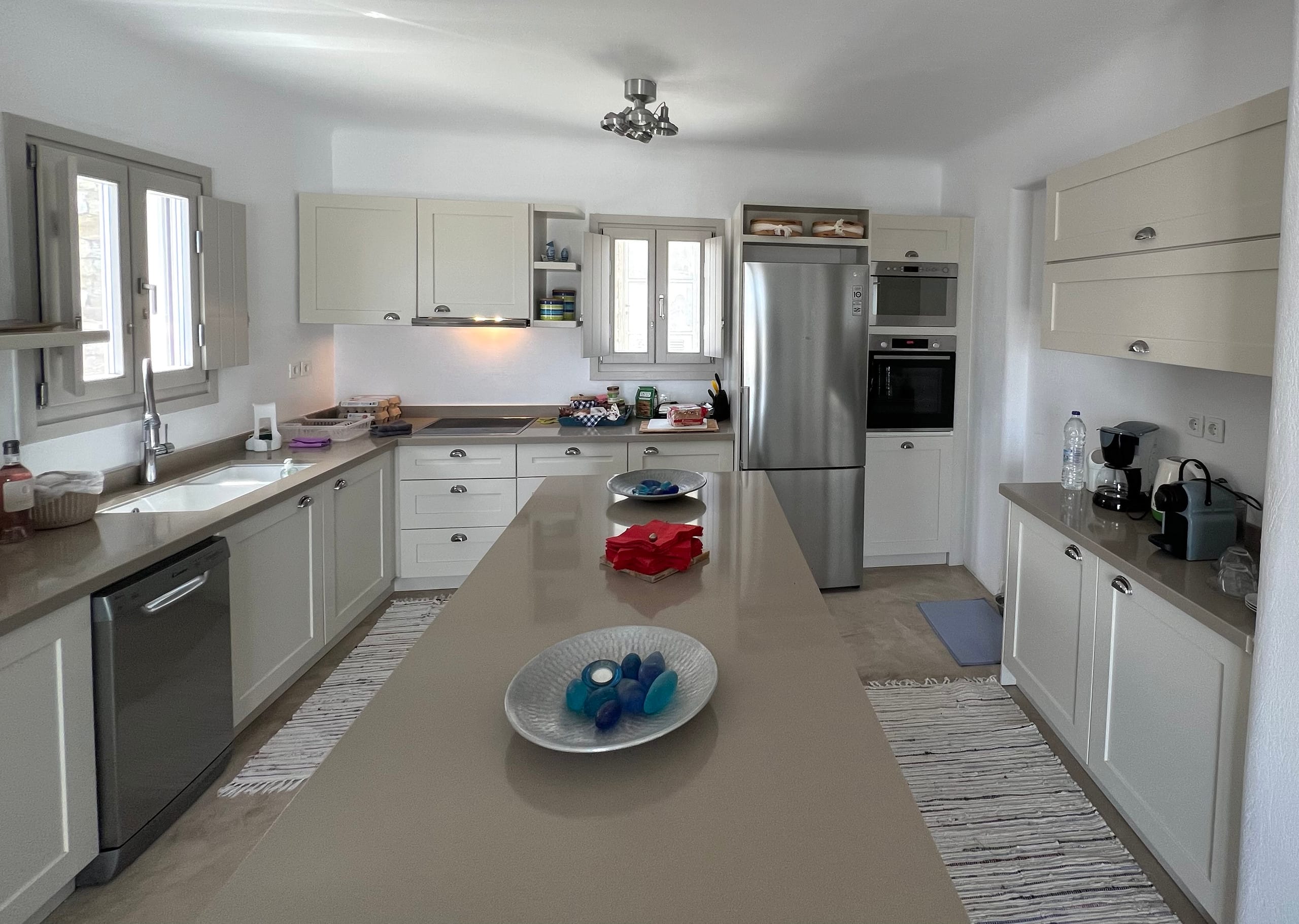 Psarou Summer Villa in Mykonos 11
