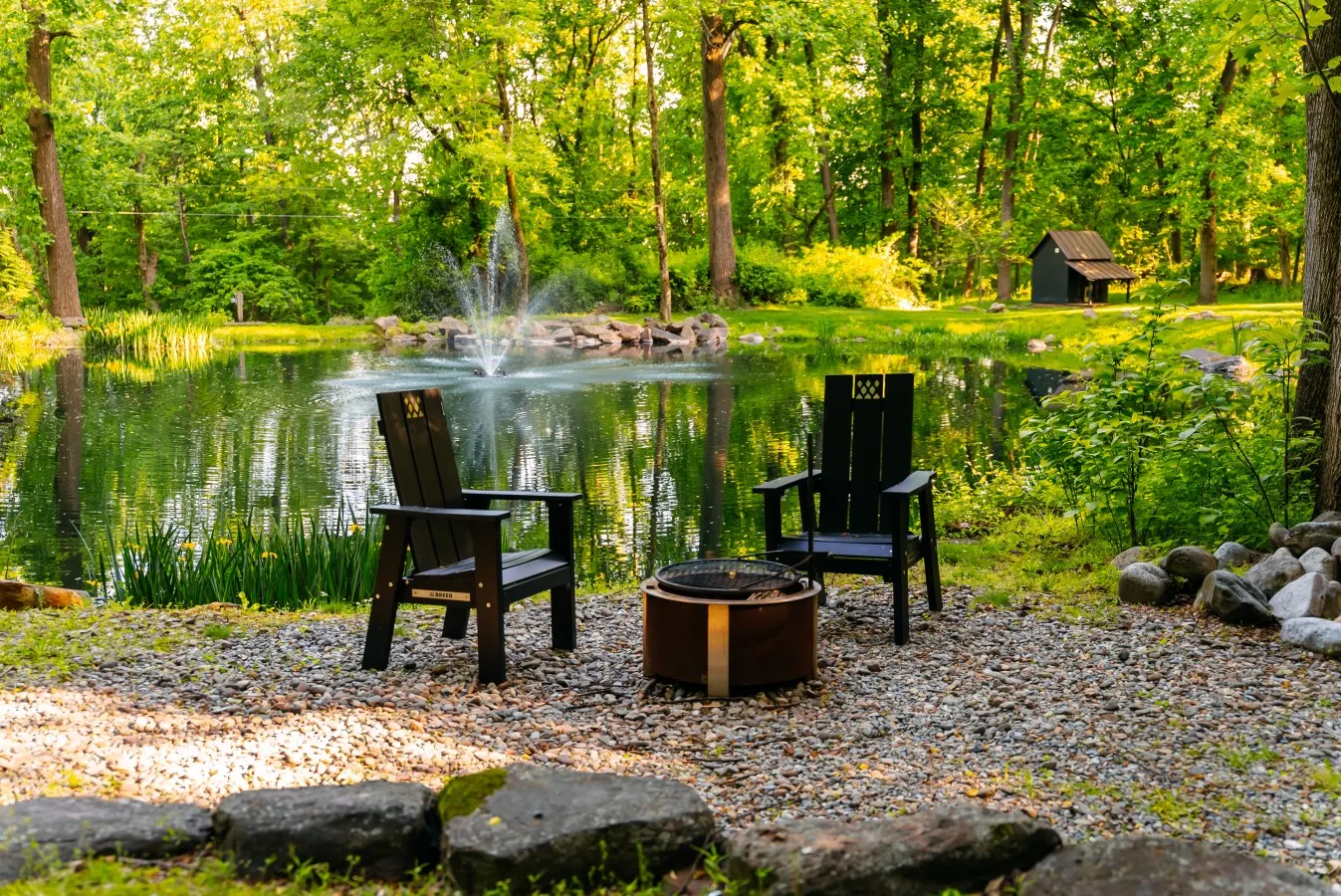 The Roundtop Chalet (Couples Getaway with Hot Tub) 12