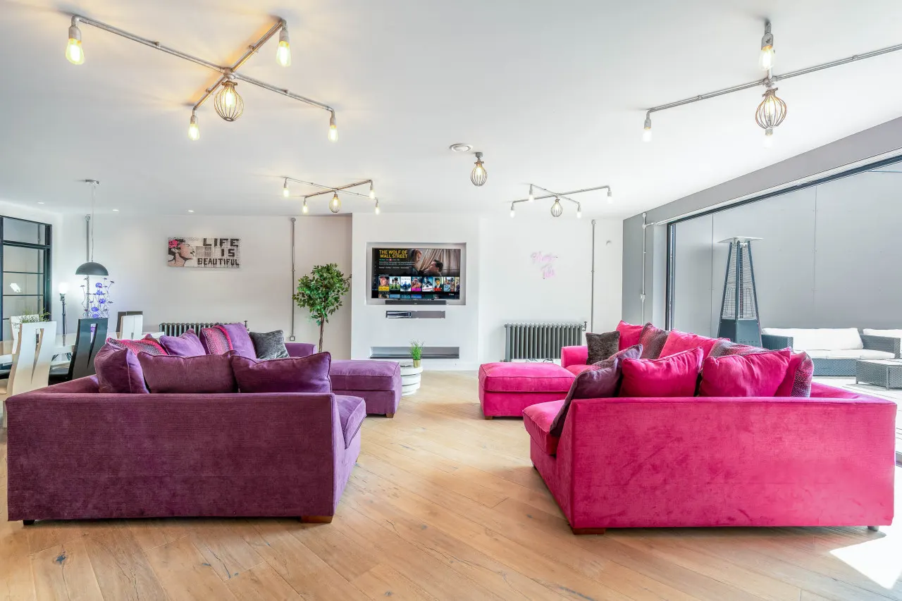 Stylish City Centre Penthouse - Large Private Terrace - Parking 1
