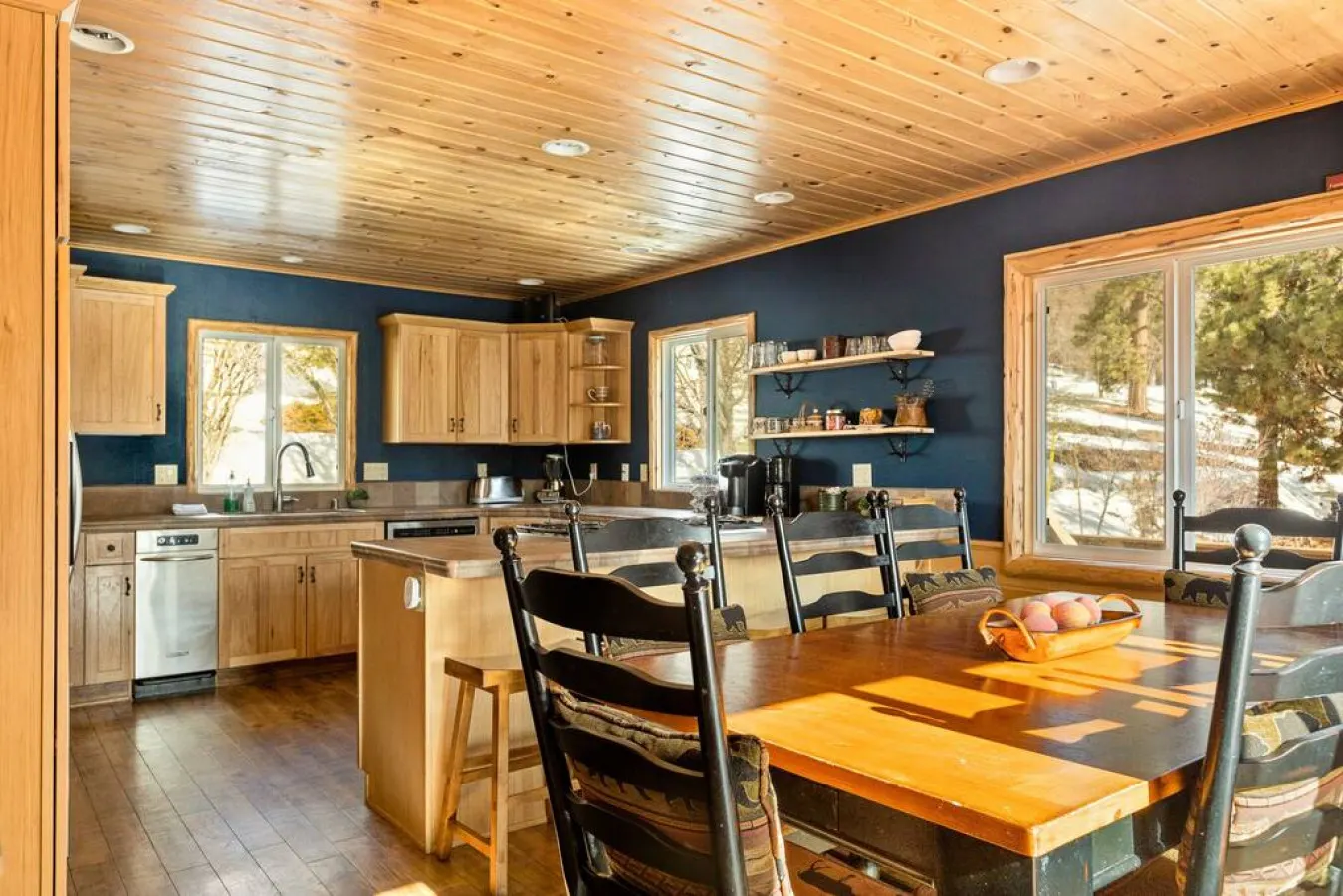 Slope Vista Secluded Escape & Mountain Views 11