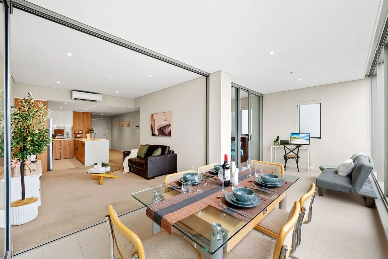 High-Rise Haven with Spectacular Skyline Views 15