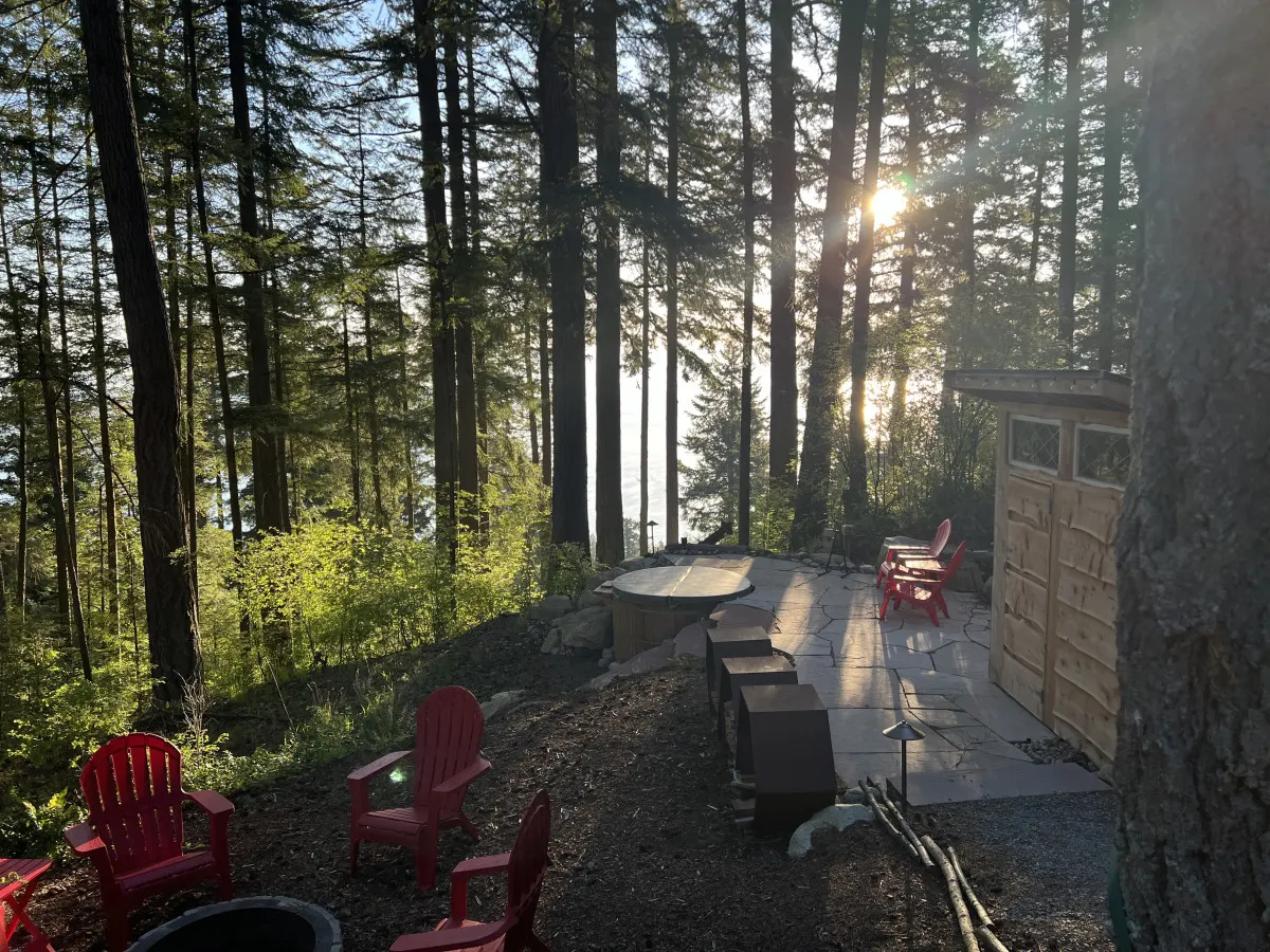 Lakeside Cabin in the Trees with Views & a Hot Tub 6