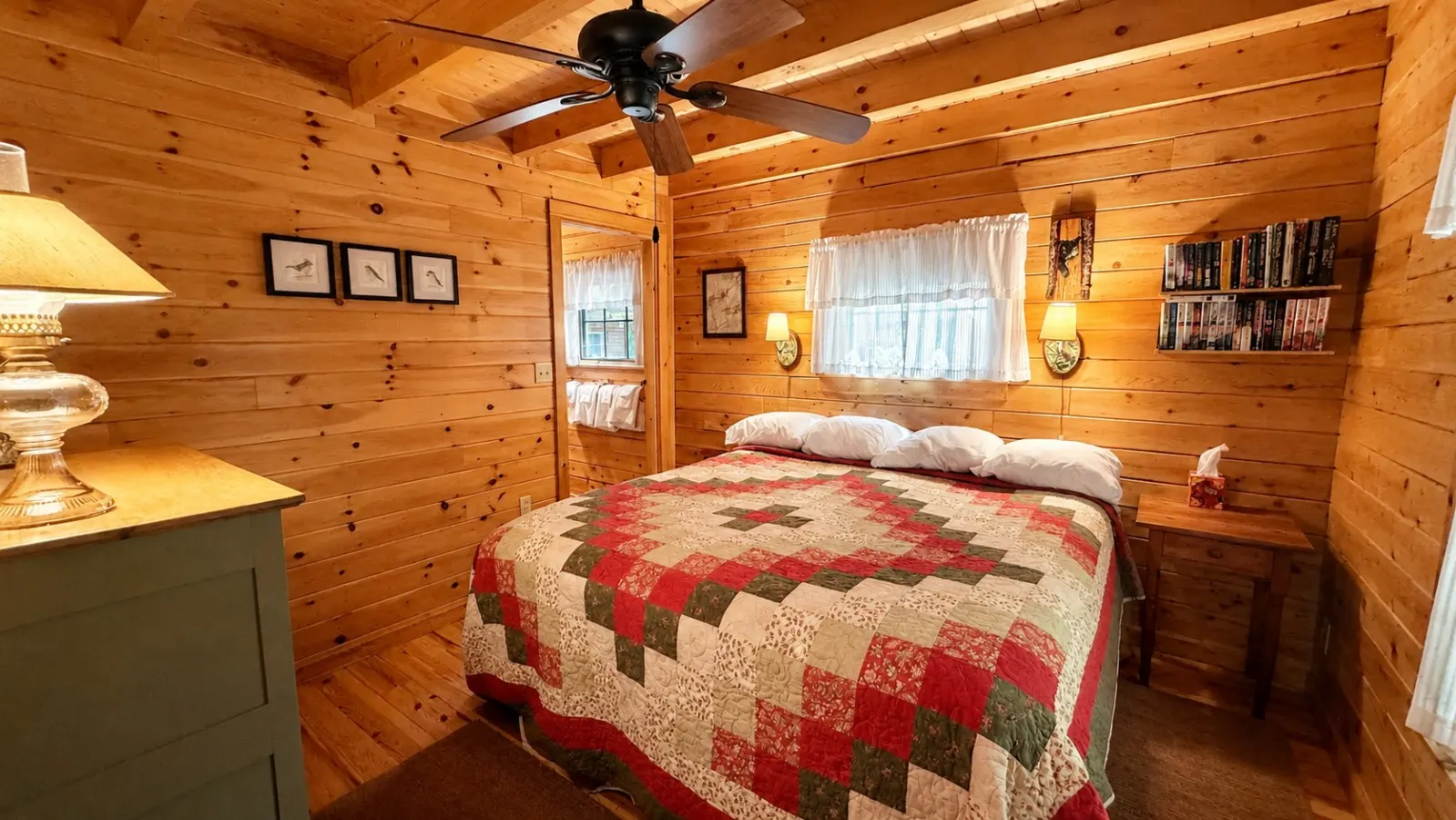 Bobcat Cabin — photo 4