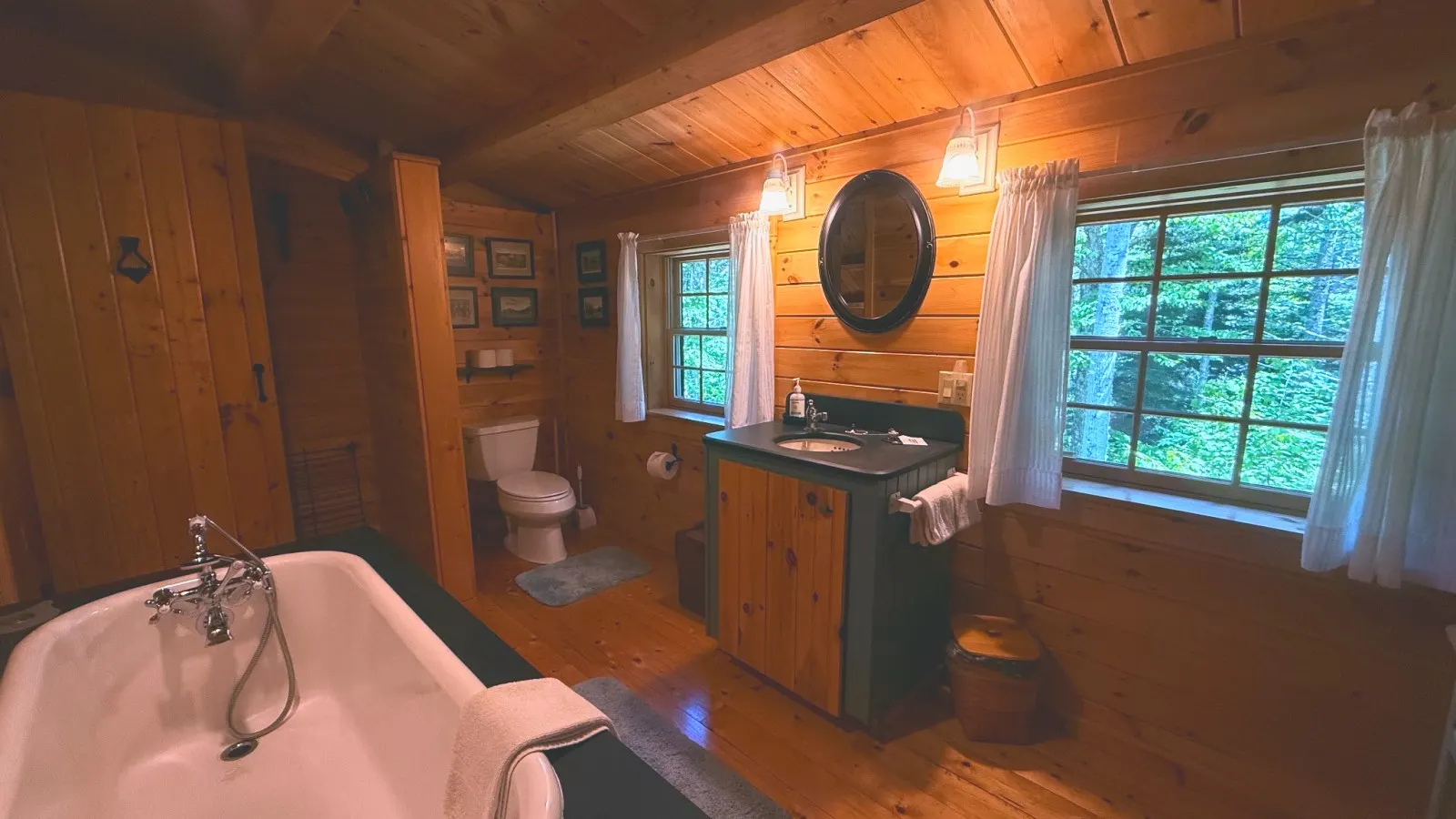 Bobcat Cabin 6