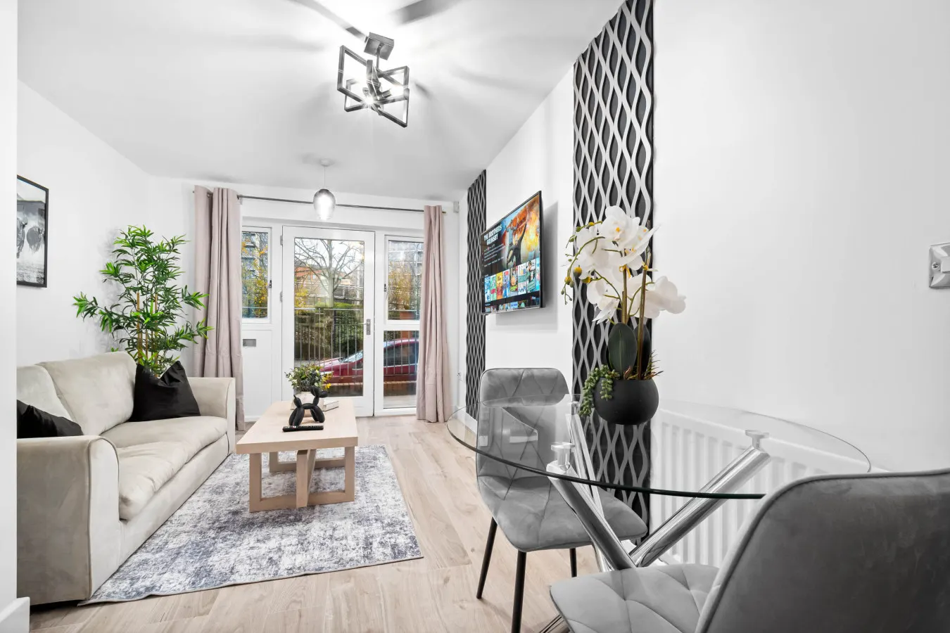 City Centre Apartment - Parking - Smart TV - WIFI 4