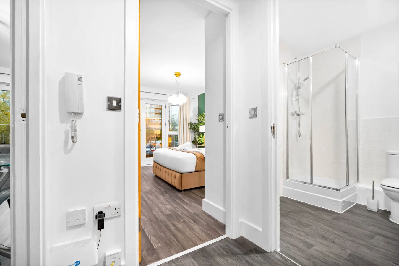 City Centre Apartment - Parking - Smart TV - WIFI 8