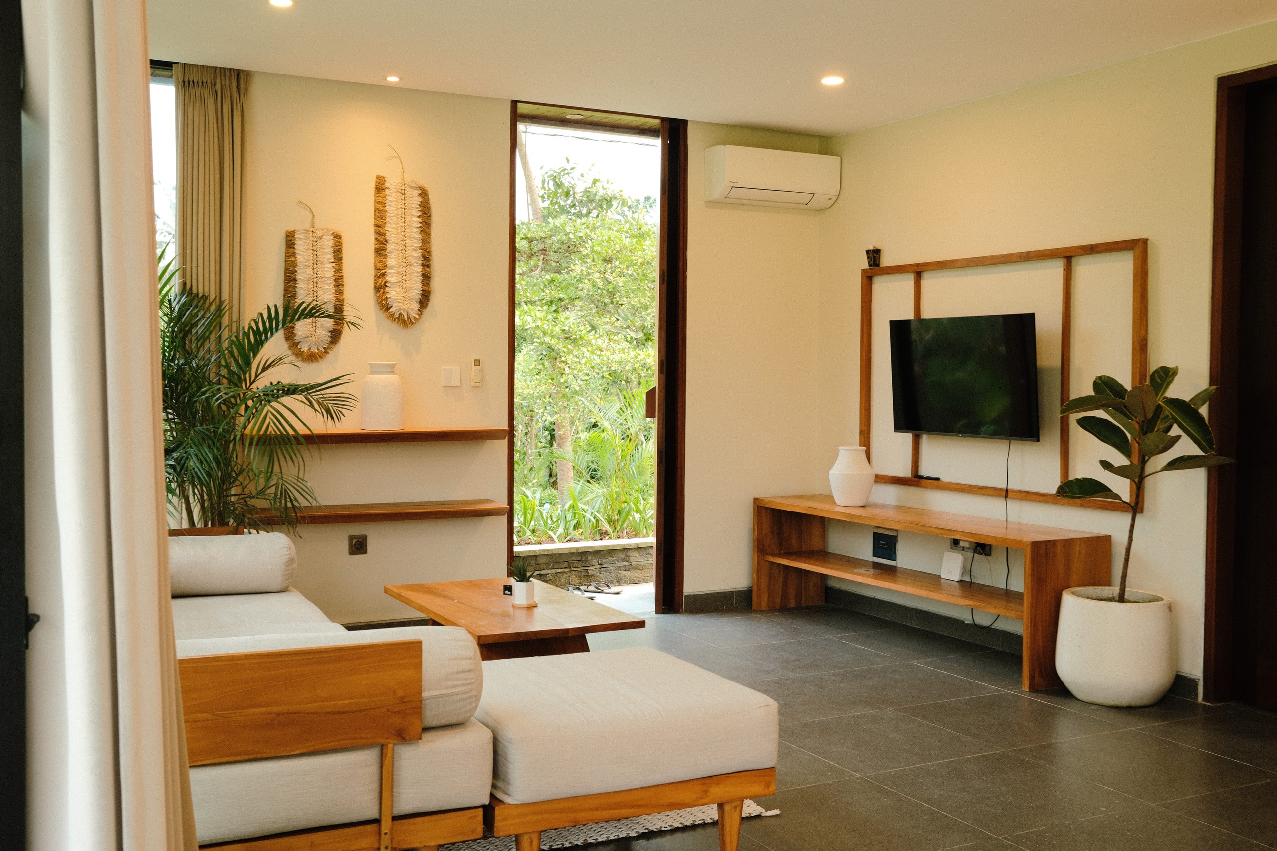 Pulagan House 9