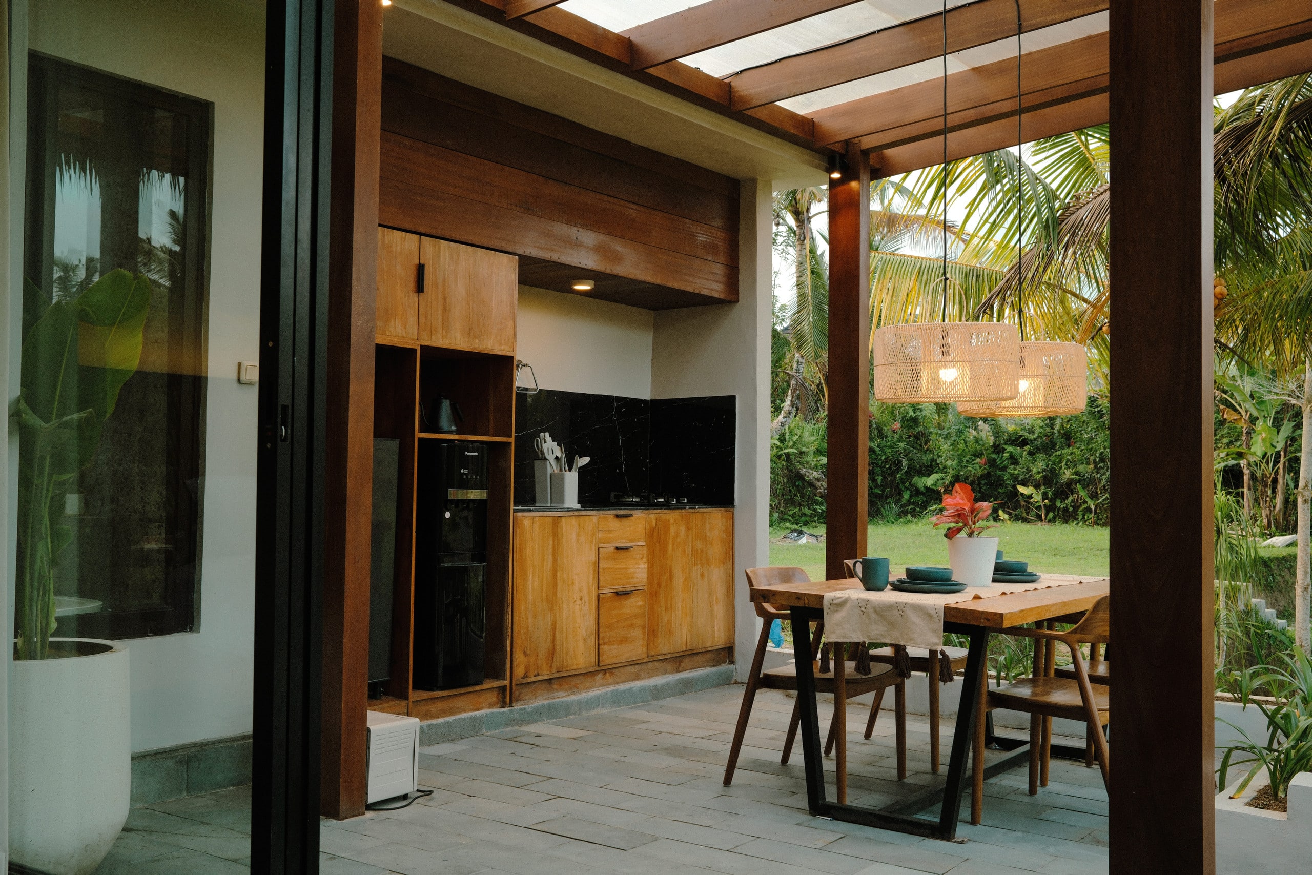 Pulagan House 12