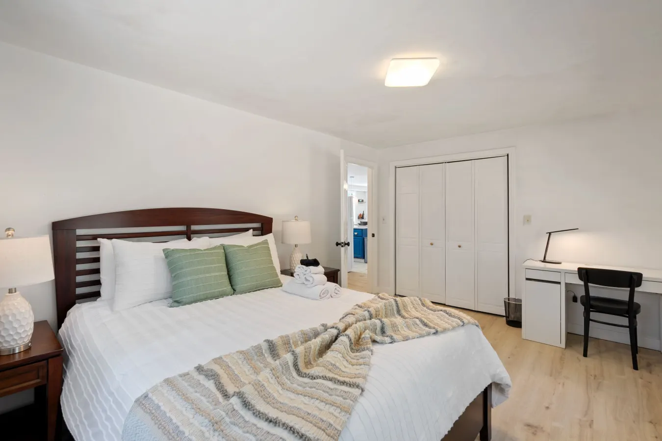 Stylish Riverfront Retreat in Wareham 13