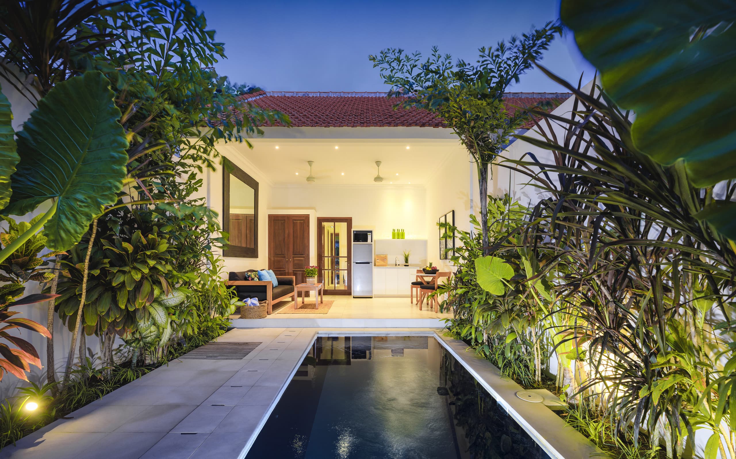 Gorgeous 1 Bed Villa, In Prime Seminyak Local — photo 3
