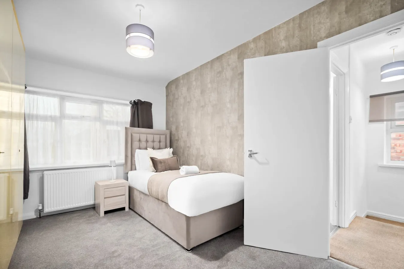 Stylish 3 Bedroom House - Garden - Parking 18