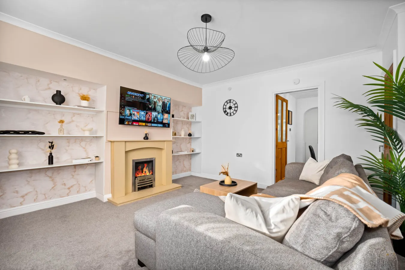 Stylish 3 Bedroom House - Garden - Parking 7