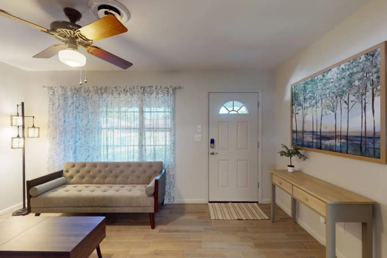 Bluebonnet Bungalow Downtown Navasota 7