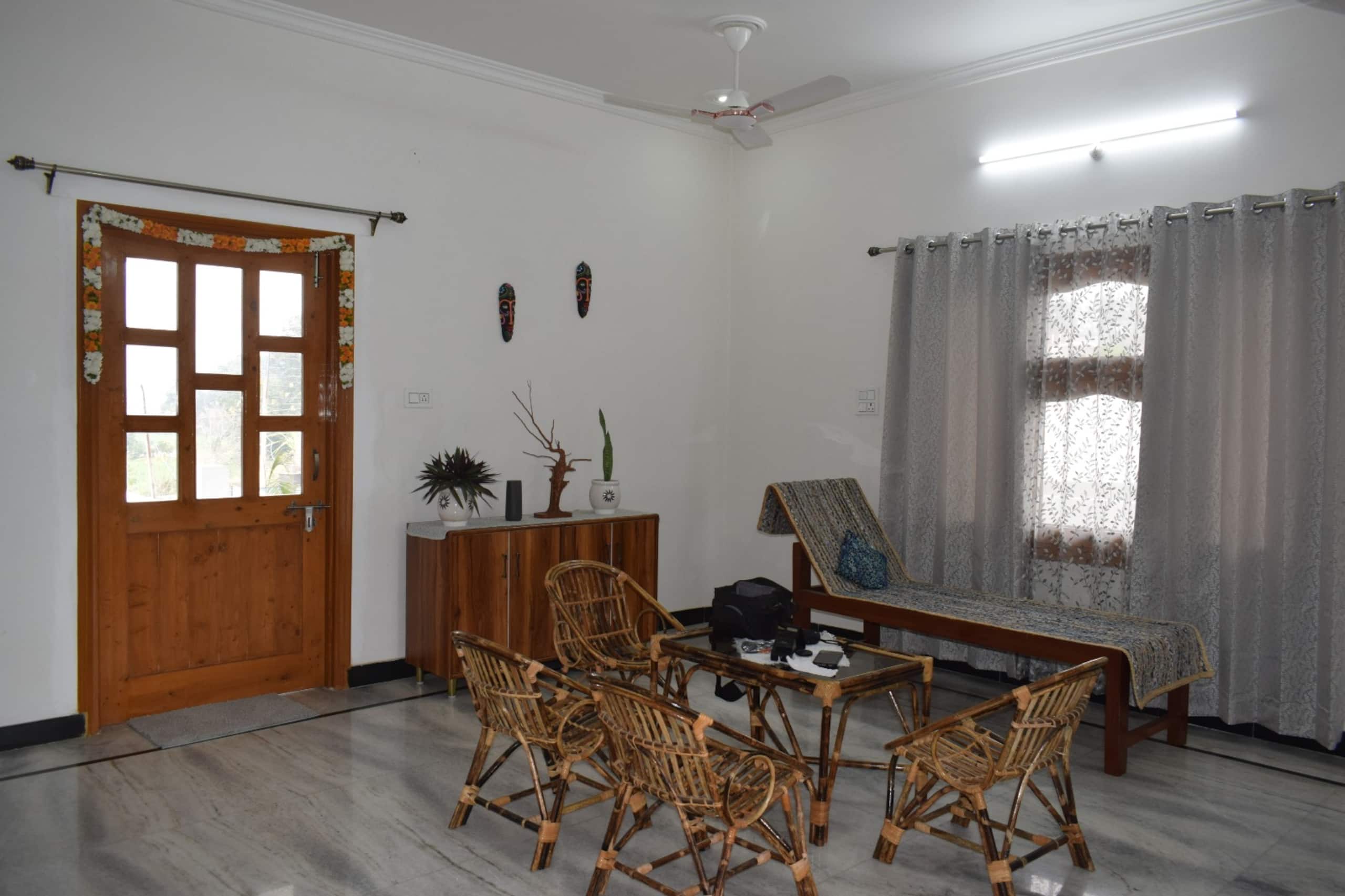 Mankotia Farmhouse (Pushpavanam) 9
