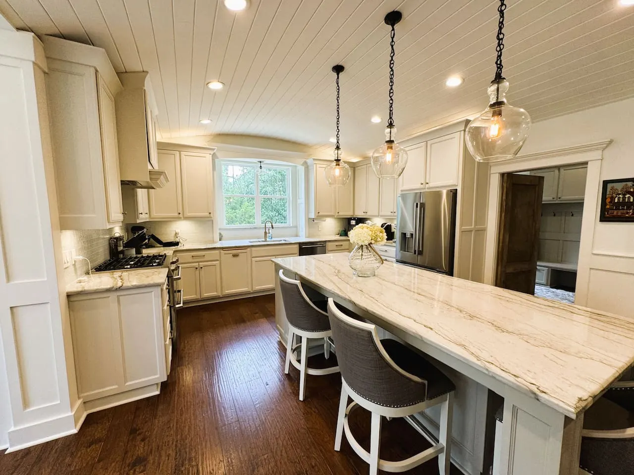 Luxe Lodge 12