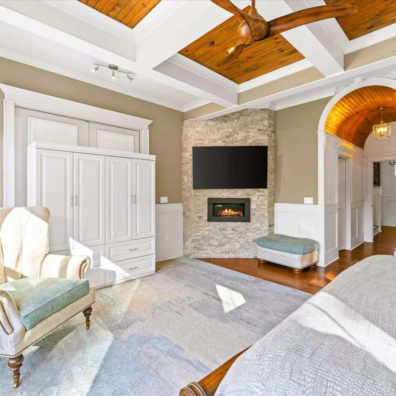 Luxe Lodge 18