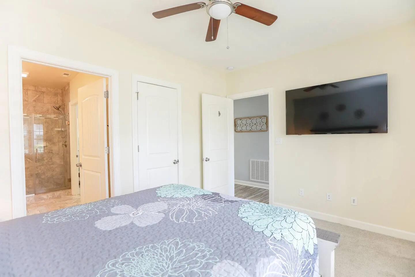 Vibe District 4BR Townhome Walk To Beach 3 Kings 13