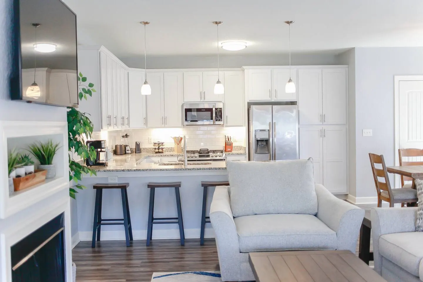 Vibe District 4BR Townhome Walk To Beach 3 Kings — photo 4