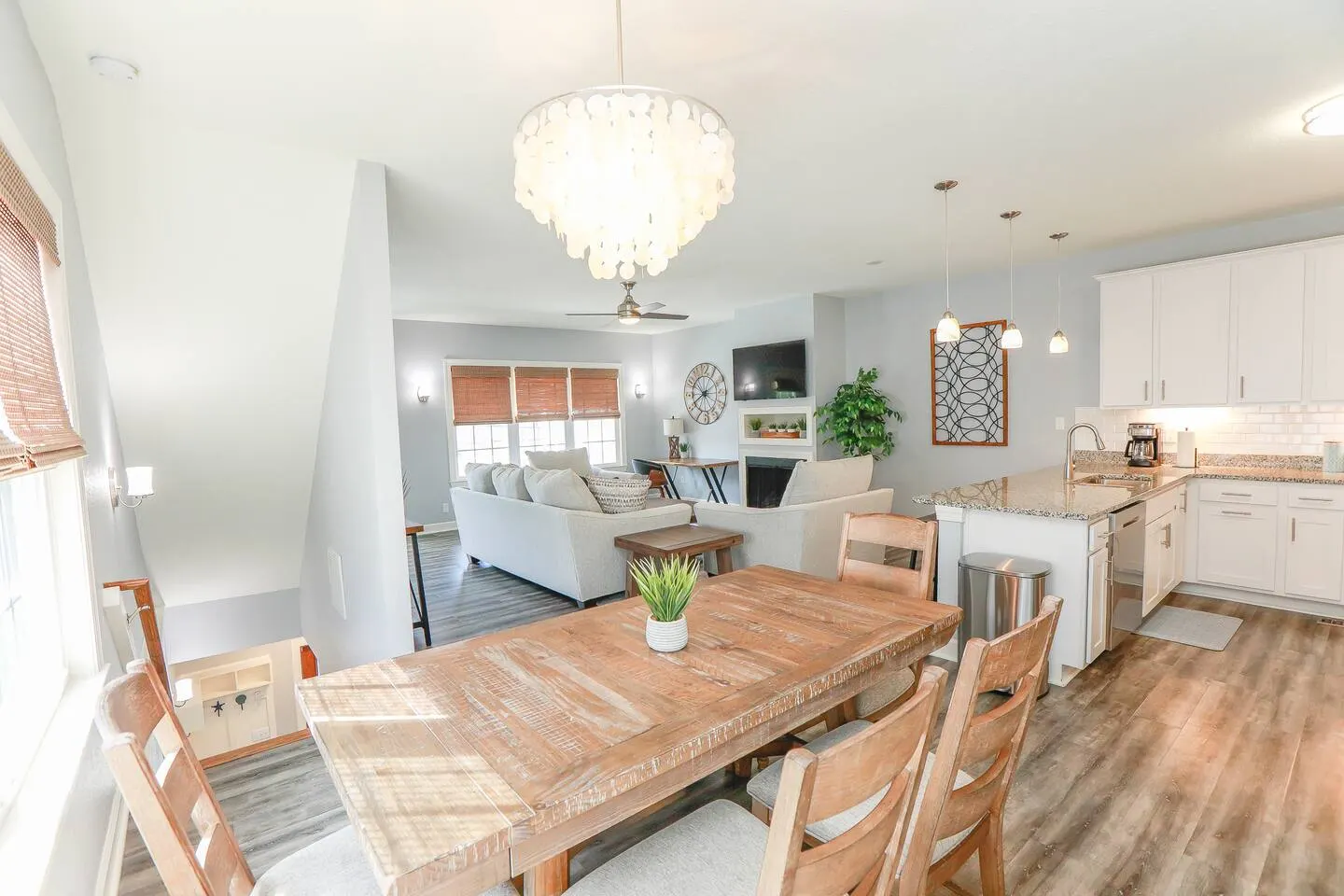 Vibe District 4BR Townhome Walk To Beach 3 Kings 6