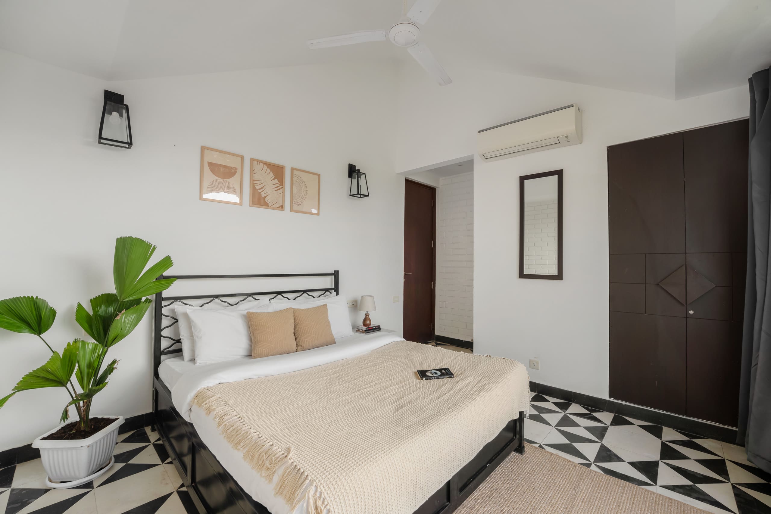 Lush 2BHK | Pool | Reis Magos 28