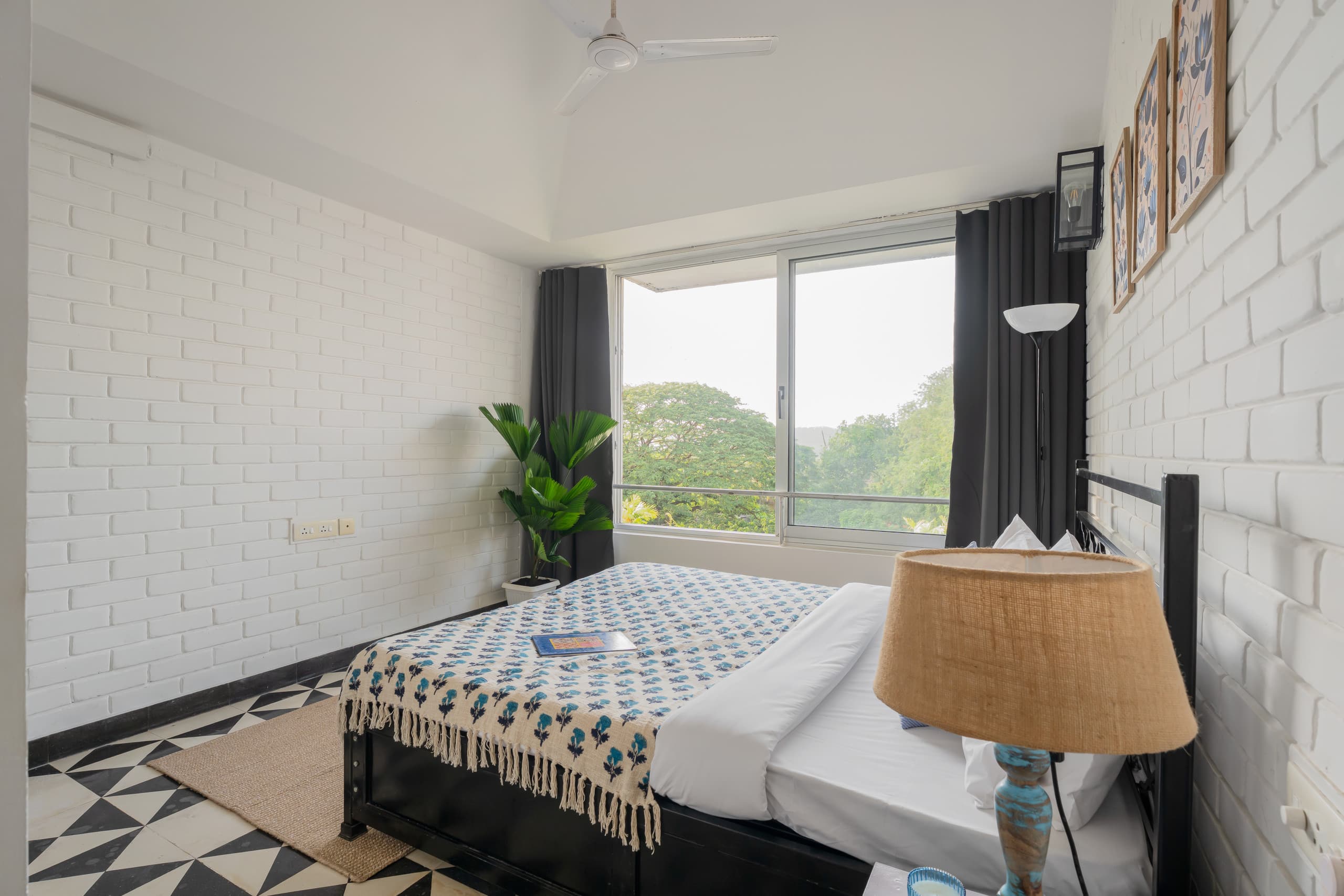 Lush 2BHK | Pool | Reis Magos 39