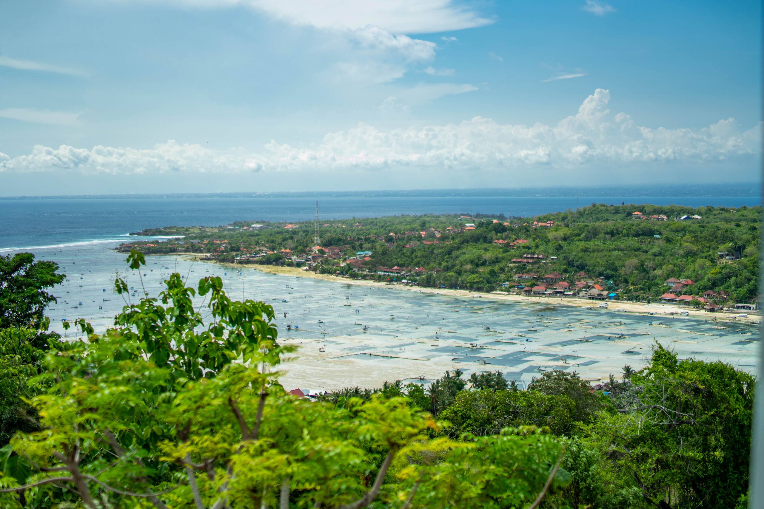 Clifftop villa with Ocean, volcanos & lagoon Views 6