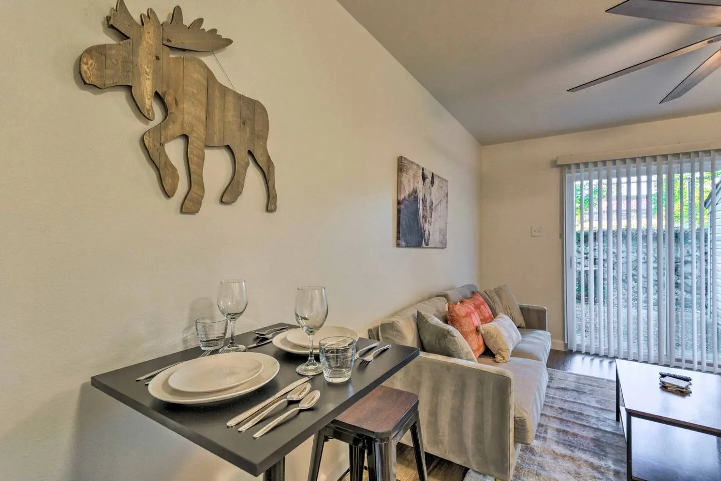 2BR Fully Furnished • 5-Min Walk to UAMS (Best) — photo 3