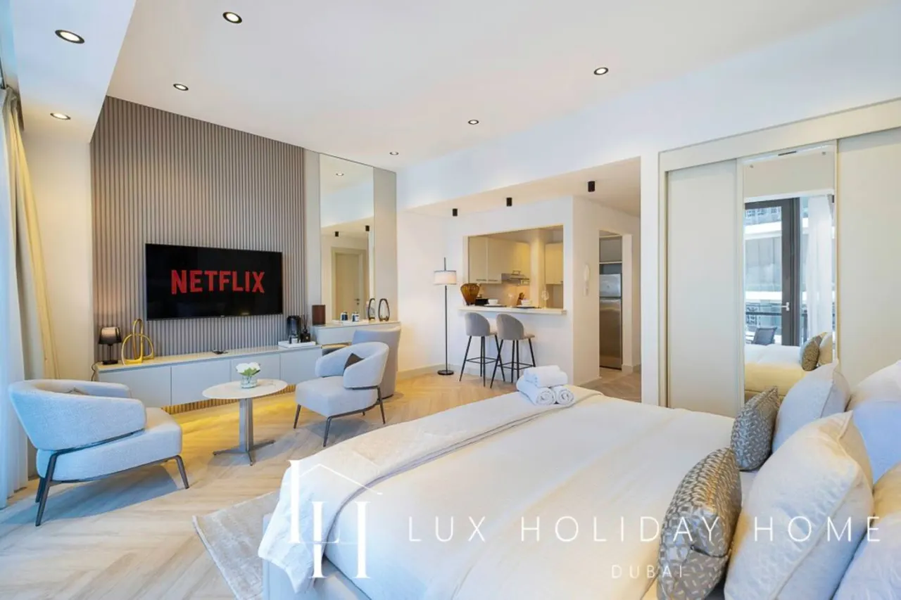 LUX The Silverene Marina View Studio 1 5