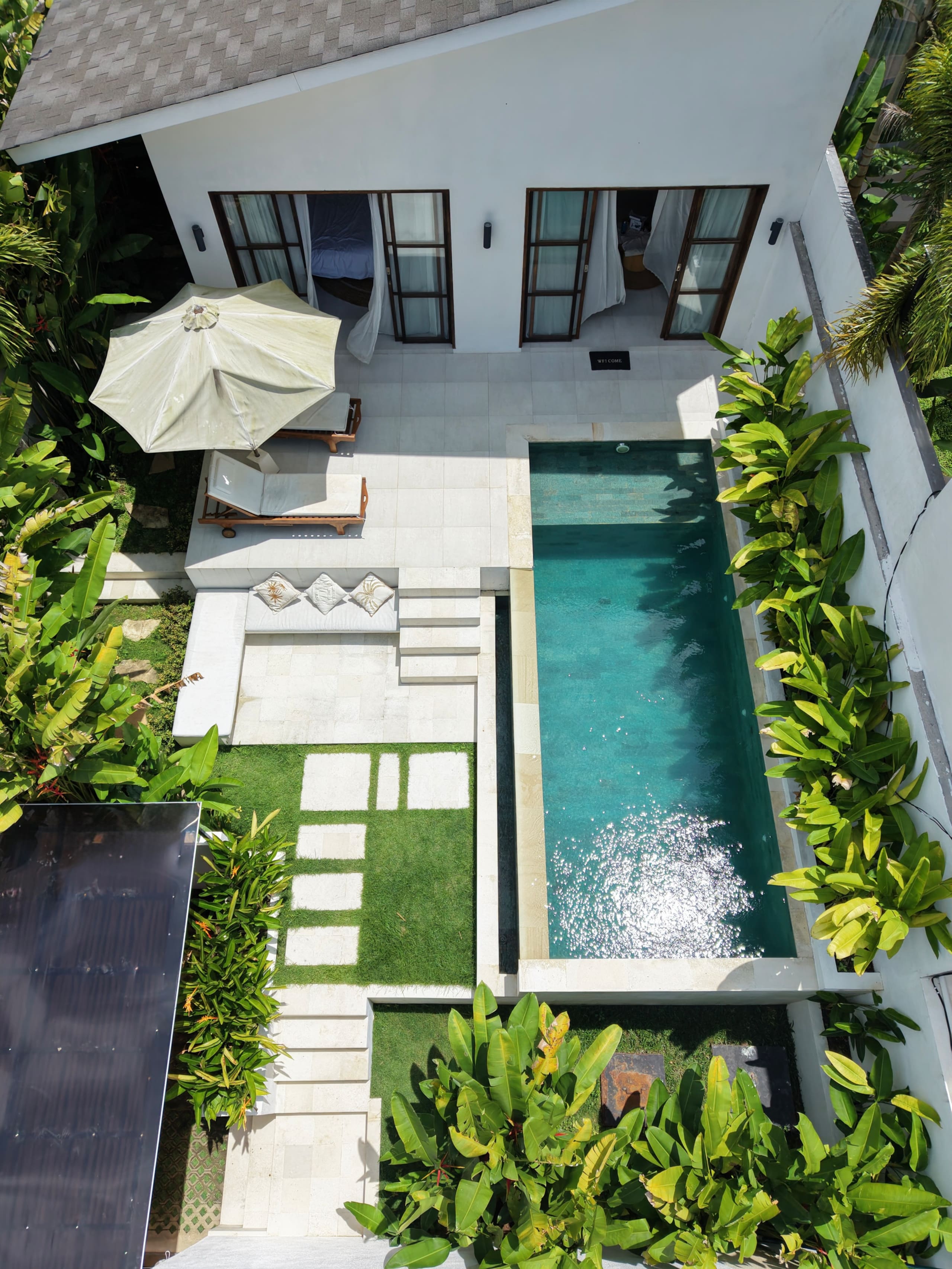 Luxury Villa with Private Pool & Garden — photo 4