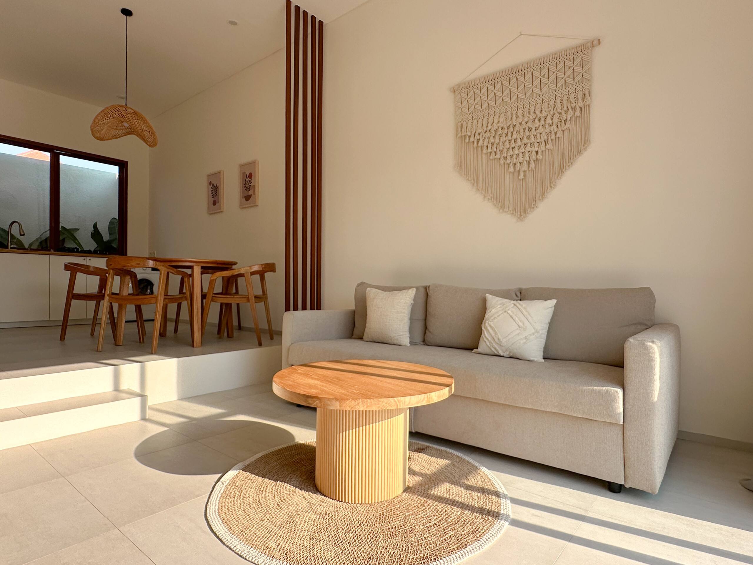 Luxury Villa with Private Pool & Garden 9