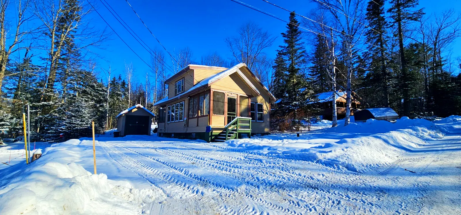 Blue Bear Cabin 9