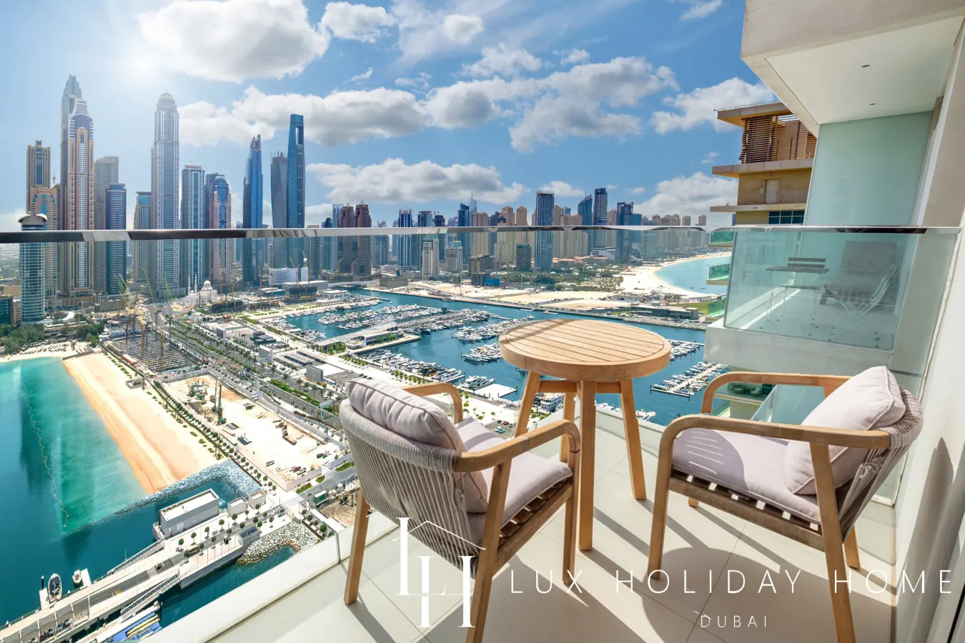 LUX The Luxury Sunrise Beachfront Suite 1 1