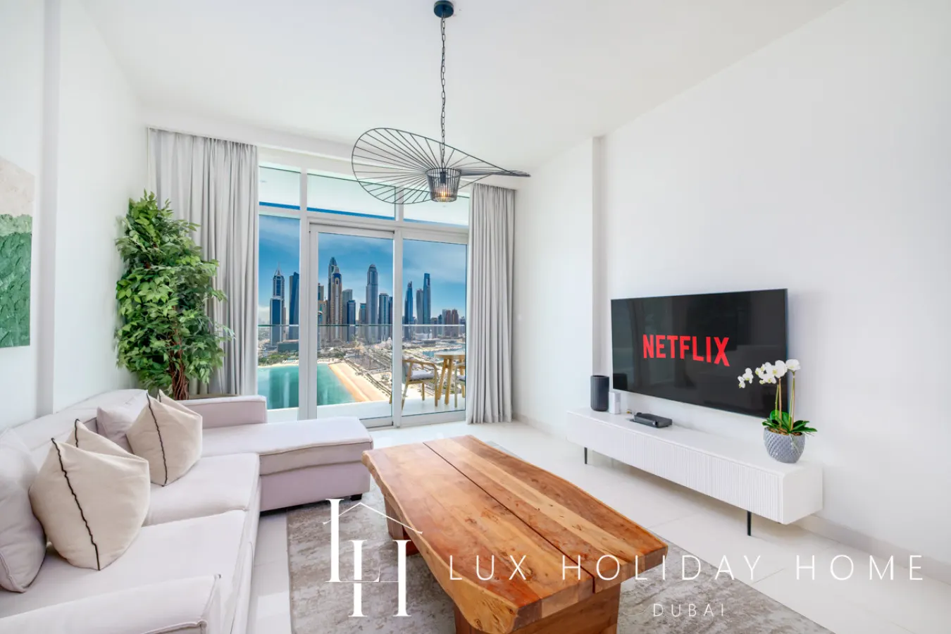 LUX The Luxury Sunrise Beachfront Suite 1 9