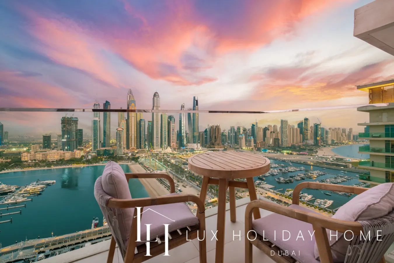 LUX The Luxury Sunrise Beachfront Suite 1 5