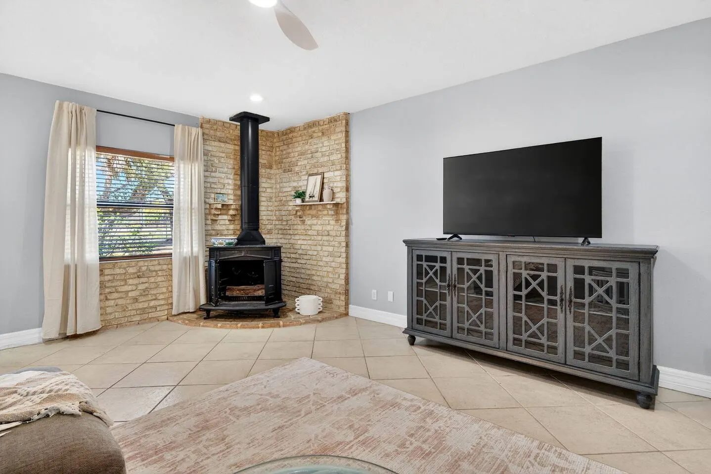 Sand & Sea Retreat, Private Heated Pool 20