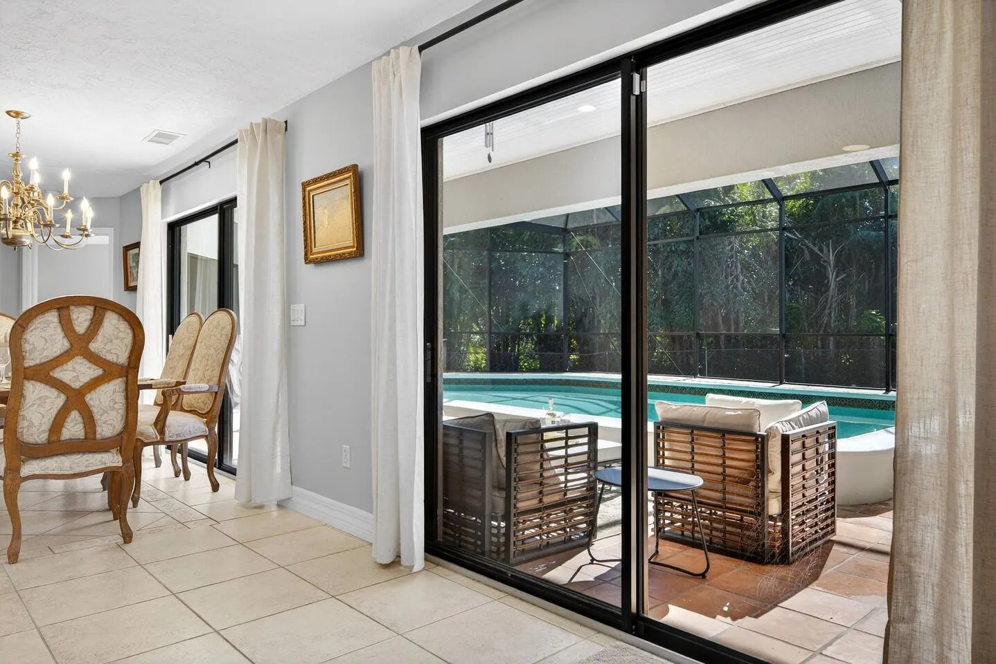 Sand & Sea Retreat, Private Heated Pool 8