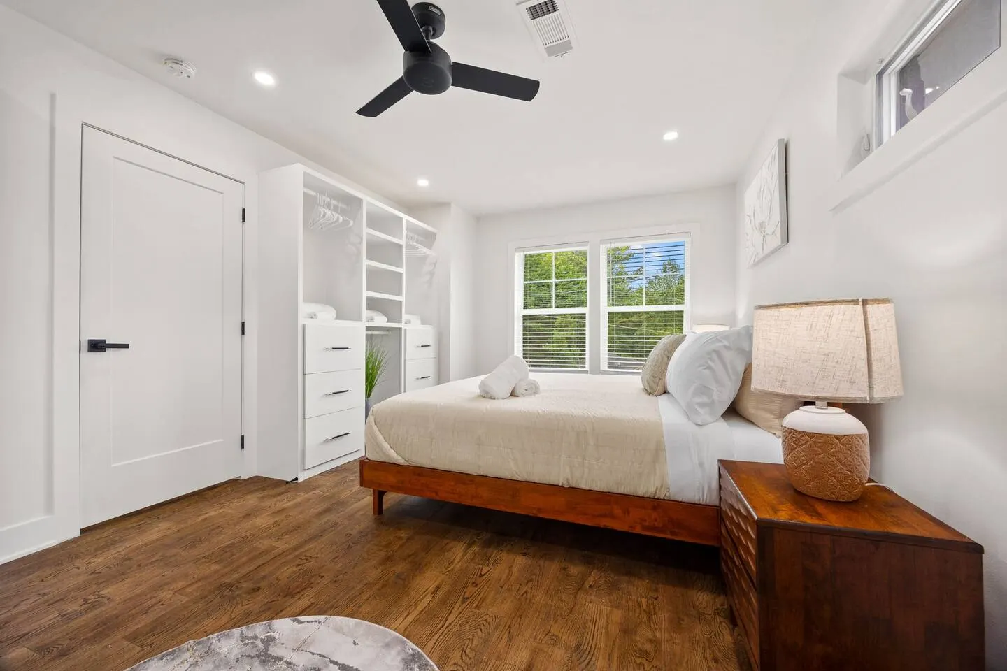 Westside ATL Retreat Near Stadium & Downtown 14