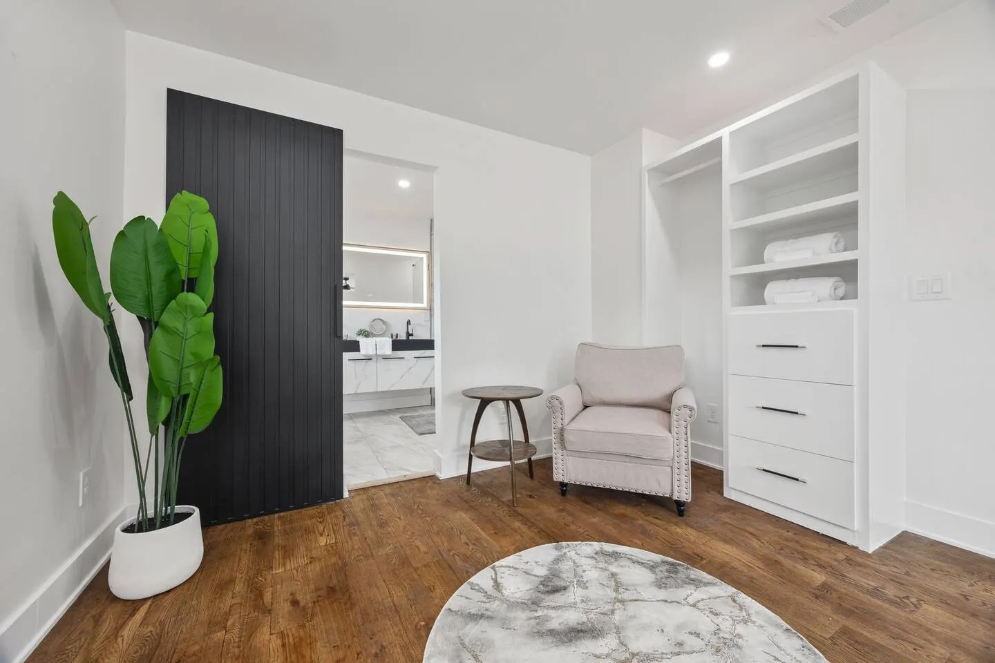 Westside ATL Retreat Near Stadium & Downtown 7