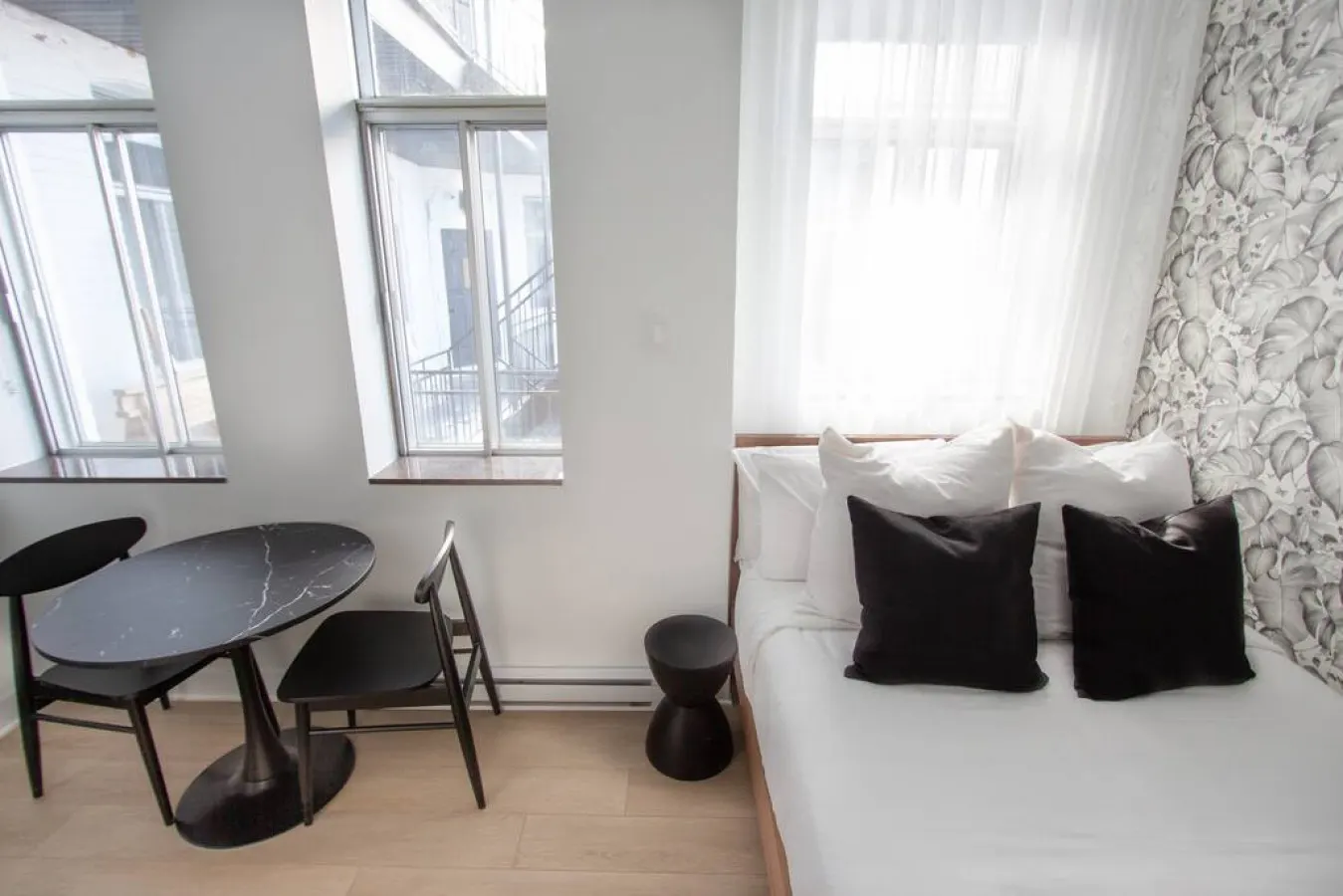 Studio9/Plateau/St-Denis/Terraces/SelfCheck-In/AC 11
