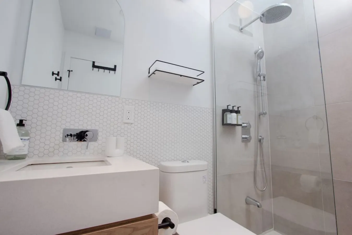 Studio9/Plateau/St-Denis/Terraces/SelfCheck-In/AC 19