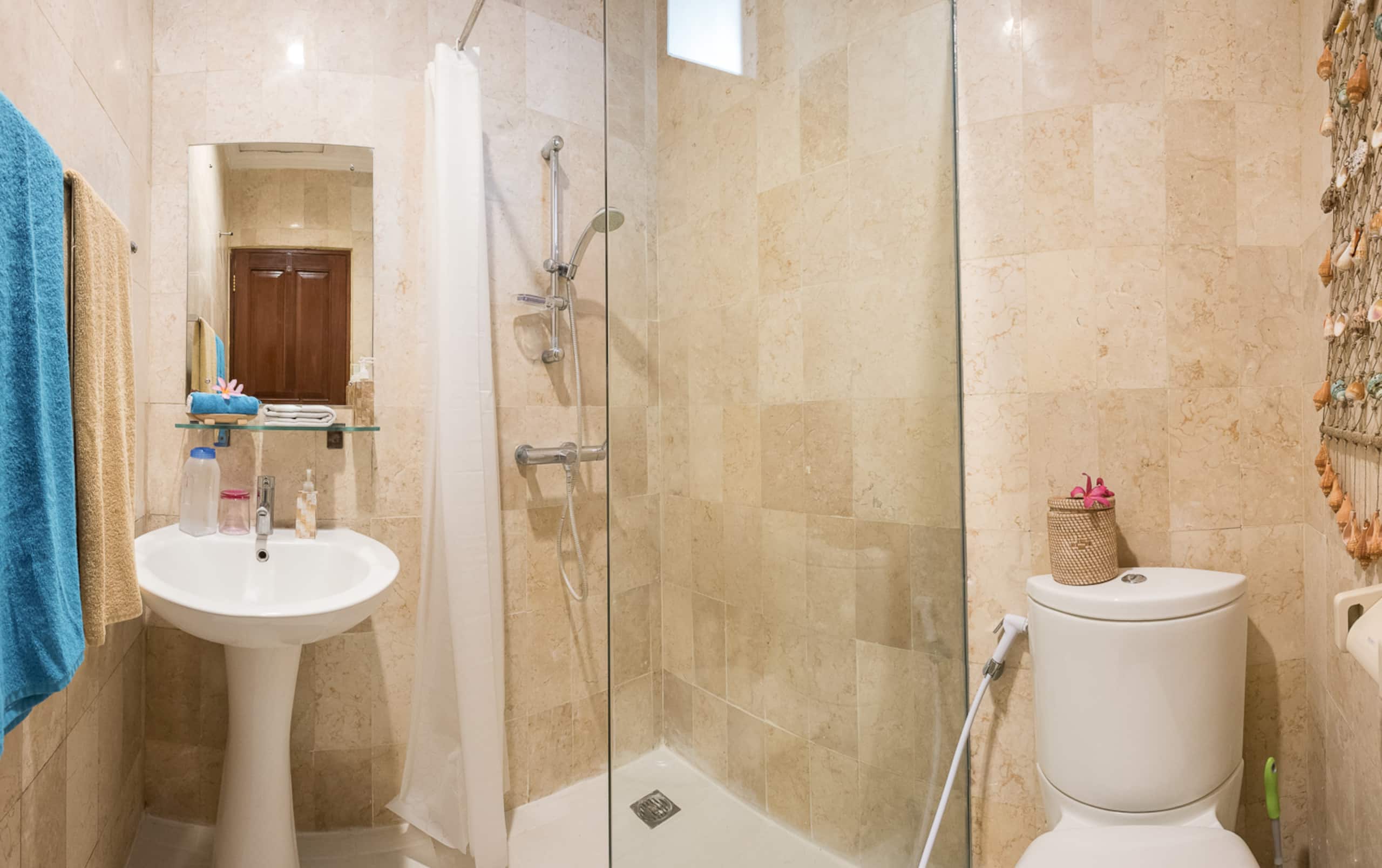 VILLA IBU 3 BDRM POOL VILLA, Close to Beach 24